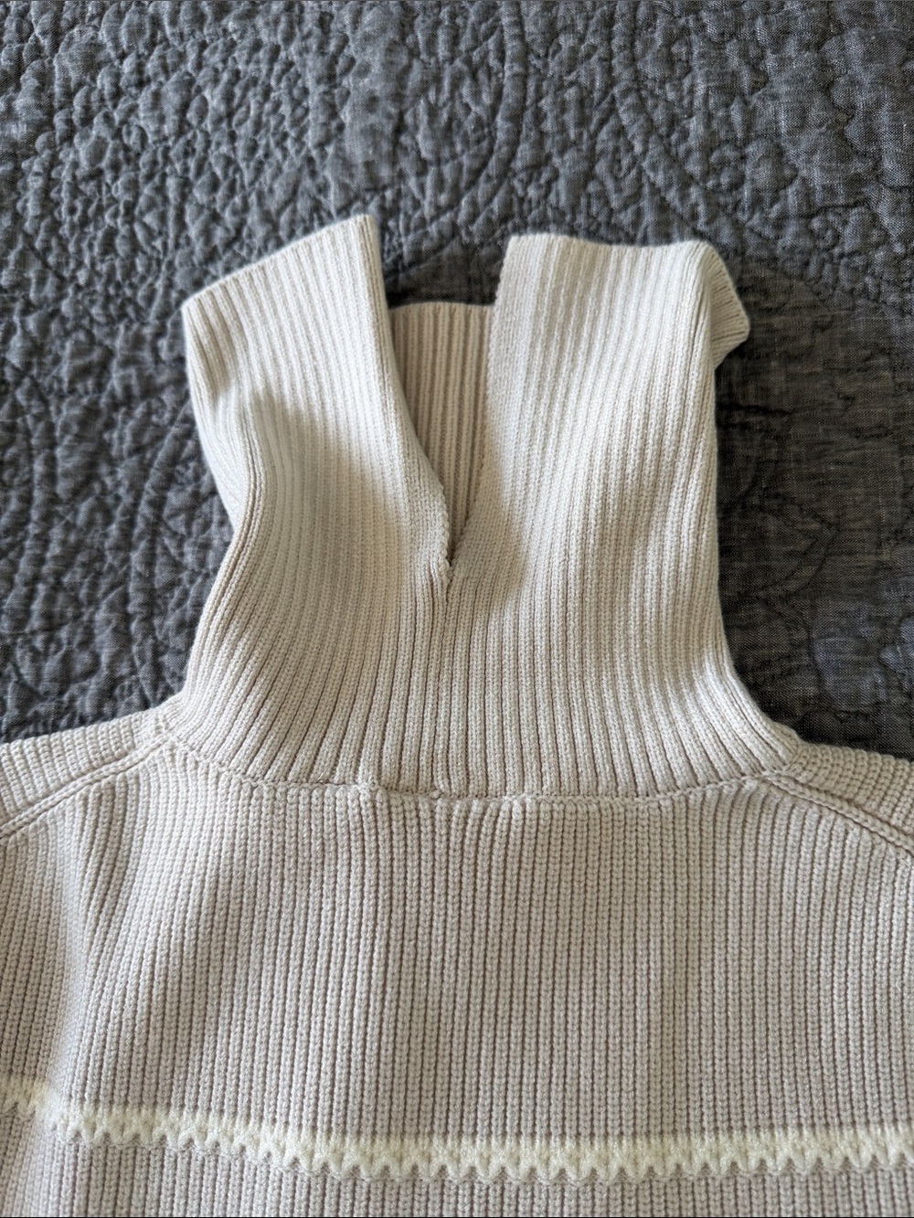 Varley Hamish Roll-Neck Stitch Knit Sweater - Picture 9 of 12